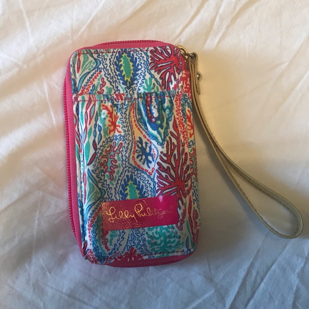 Lilly Pulitzer Wristlet - Picture 2 of 6